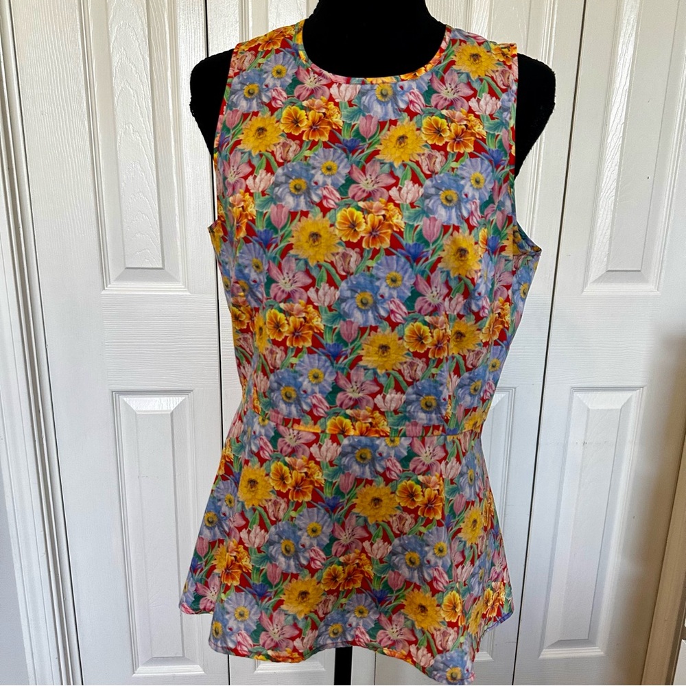ANTONIO MELANI Floral Sleeveless Peplum Top - Size Medium Multicolor